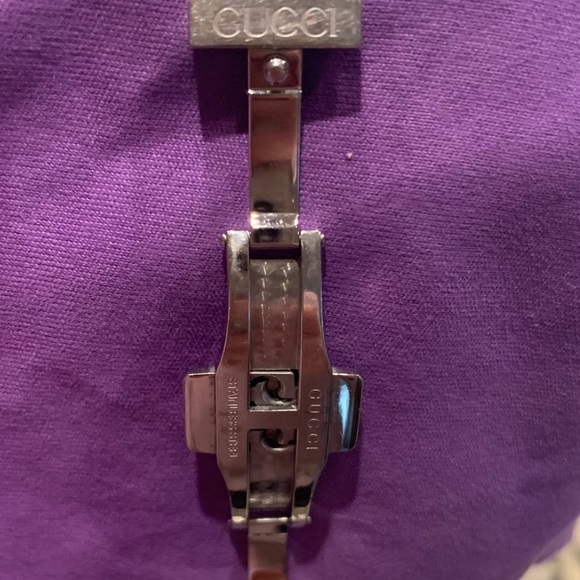 Gucci G series Watch - Picture 3 of 4